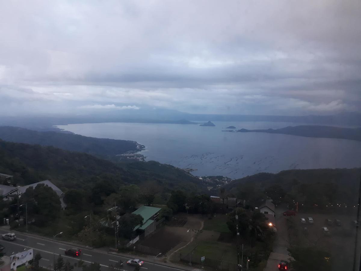 Appartement Epie'S Pad à Tagaytay City Extérieur photo